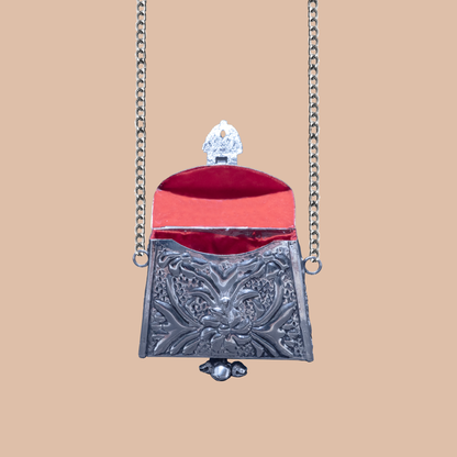 Noor Jaal Box Bag - Silver