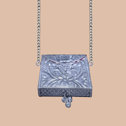 Noor Jaal Box Bag - Silver