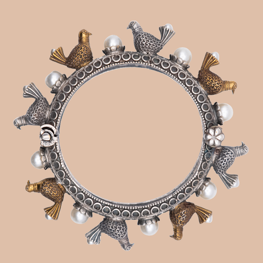 Songbird Pearl Bangle