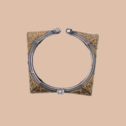 Solara Heirloom Bangle