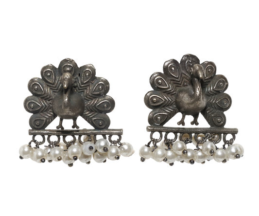 Royal Morni Pearl Studs